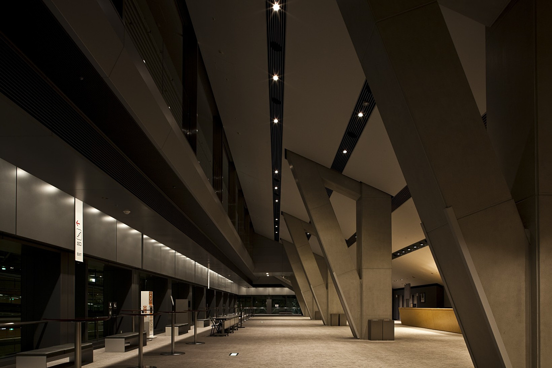 Tokyo International Forums energy-efficient LED lighting illuminating the atriums architecture.