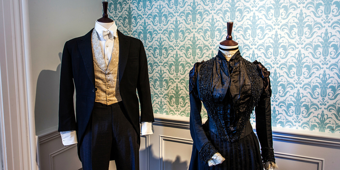 Victorian clothing at Airfield Farm Museum, Dublin. Historical fashion exhibit.