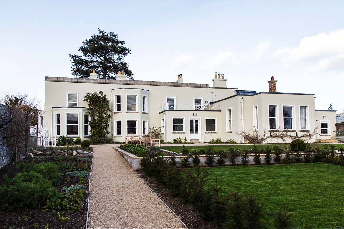Airfield Farm Museum, Dublin: A Victorian-style manor house with landscaped gardens.