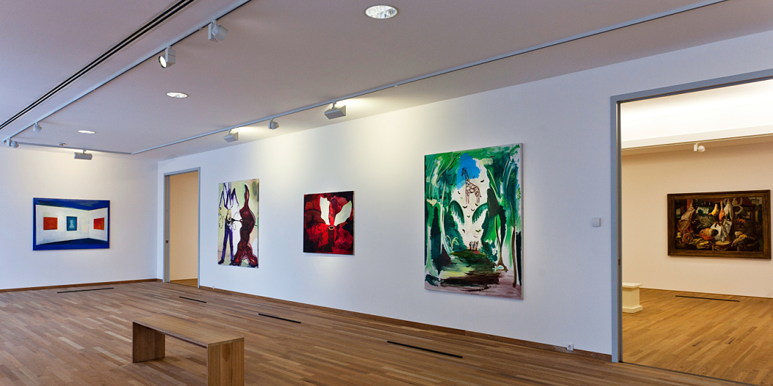 Bonnefanten Museum artworks illuminated by ERCO Optec LED spotlights on track, enhancing the presentation.