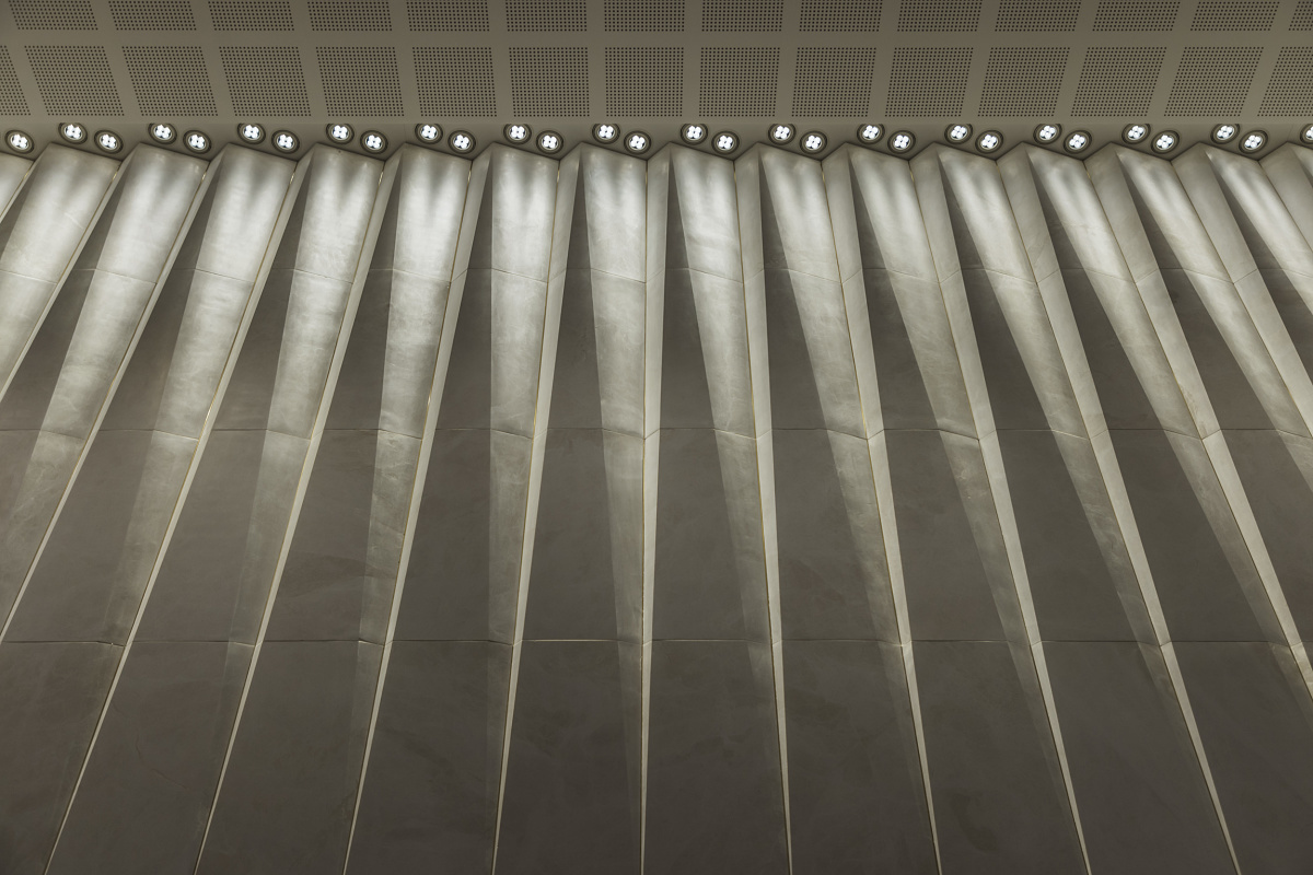 ERCO Gimbal recessed spotlights illuminate the wall in Bourke Place Lobby, Melbourne.