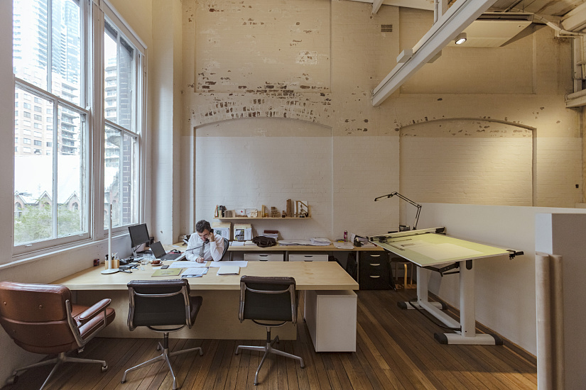 Candalepas Associates' Sydney office featuring ERCO lighting for effective and pleasing design.