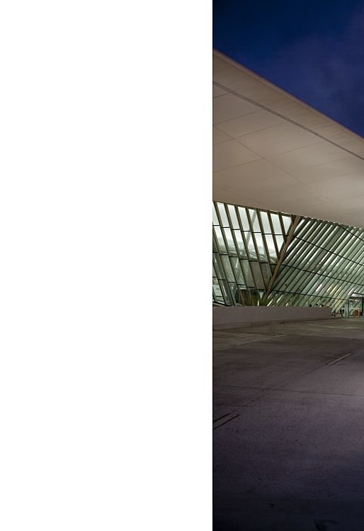Carrasco International Airport in Montevideo, Uruguay, illuminated with ERCO lighting.
