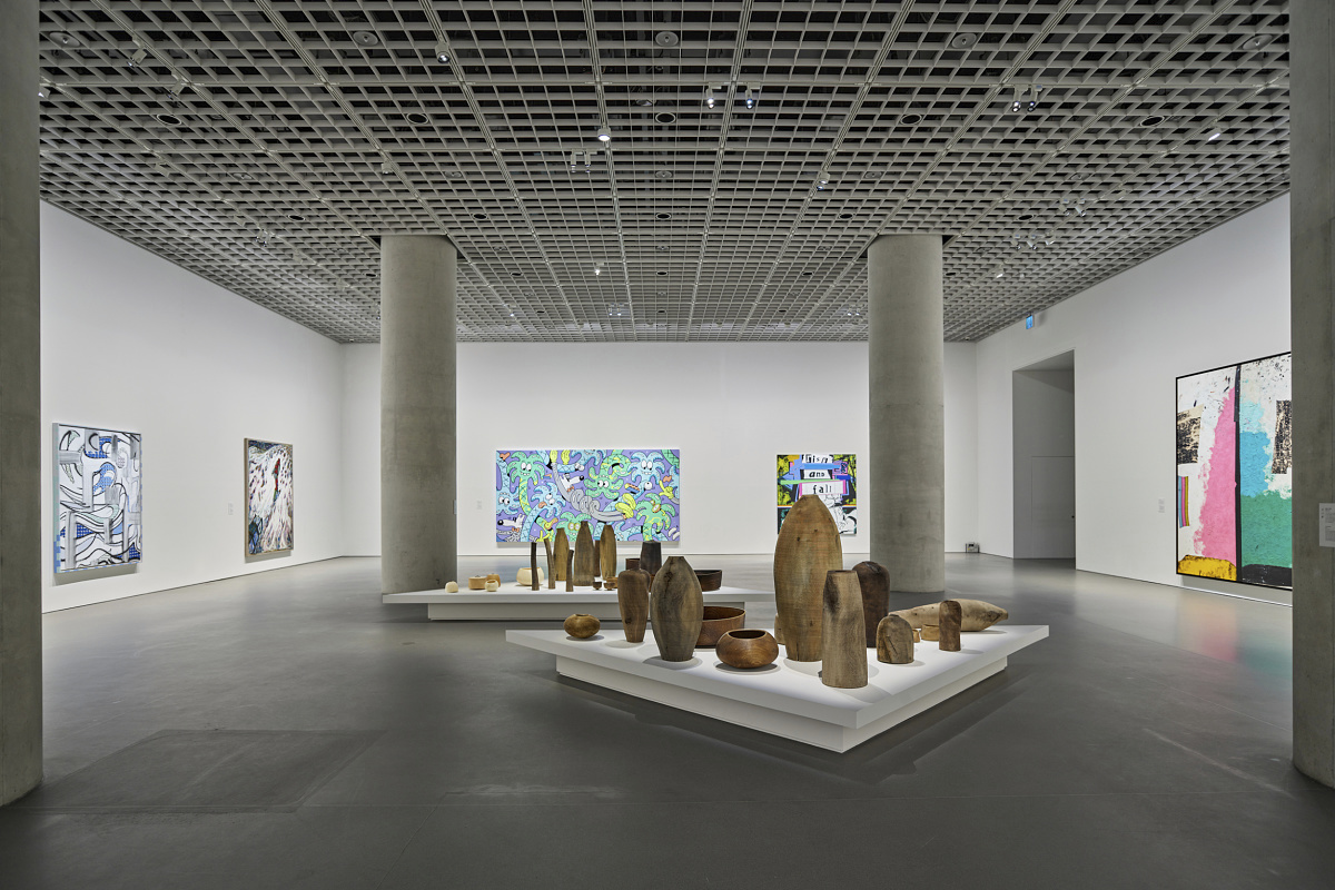 Amorepacific Museum of Arts Chapter Three exhibit, Seoul, lit by ERCO spotlights.