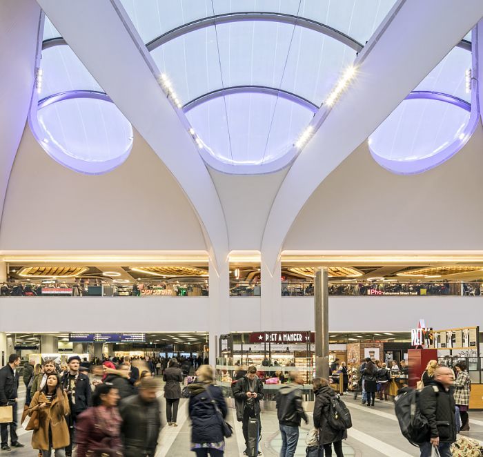New Street Stations concourse with ERCO lighting, ensuring passenger safety and orientation.