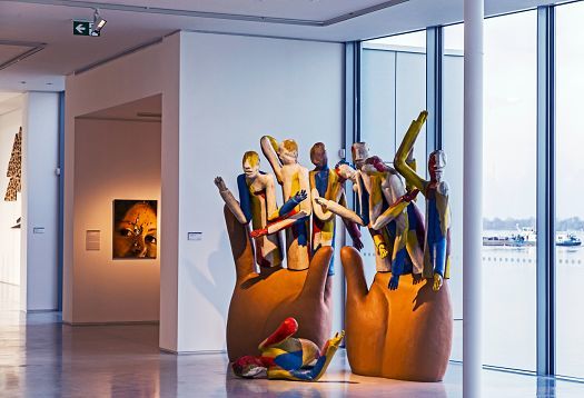 Sculpture at Danubiana Museum, Bratislava, illuminated by ERCO lighting.