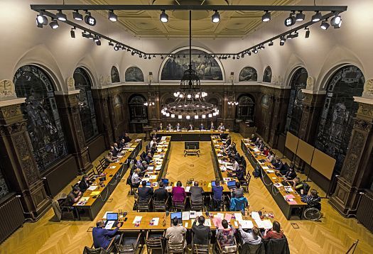 ERCO lighting enhances visual comfort in a public buildings meeting room.