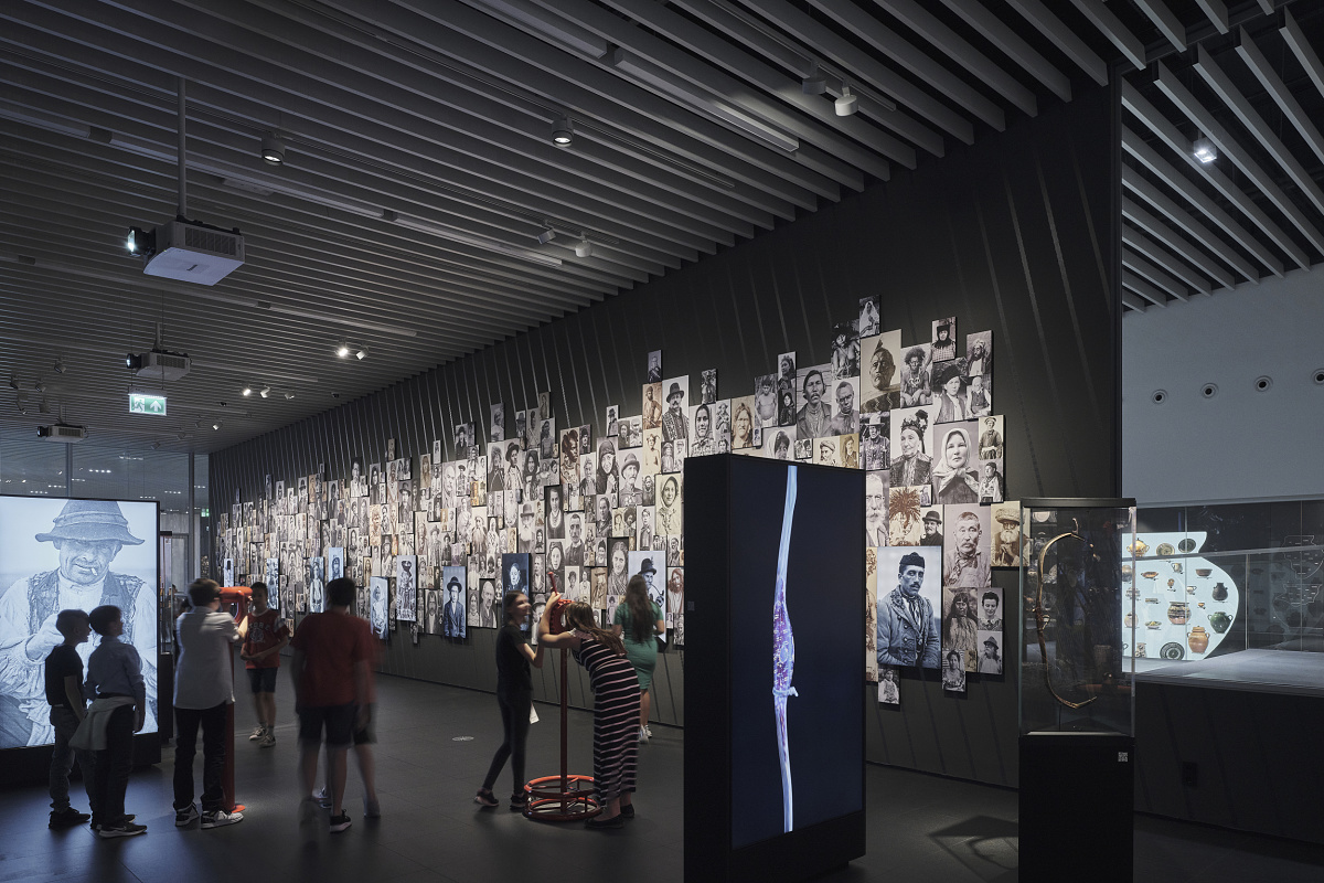 Interior of the Ethnographic Museum in Budapest, featuring ERCO LED lighting.