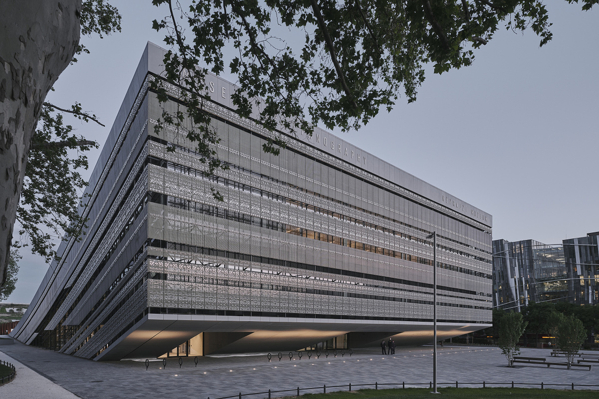 The Ethnographic Museum in Budapest, illuminated with ERCO LED lighting.