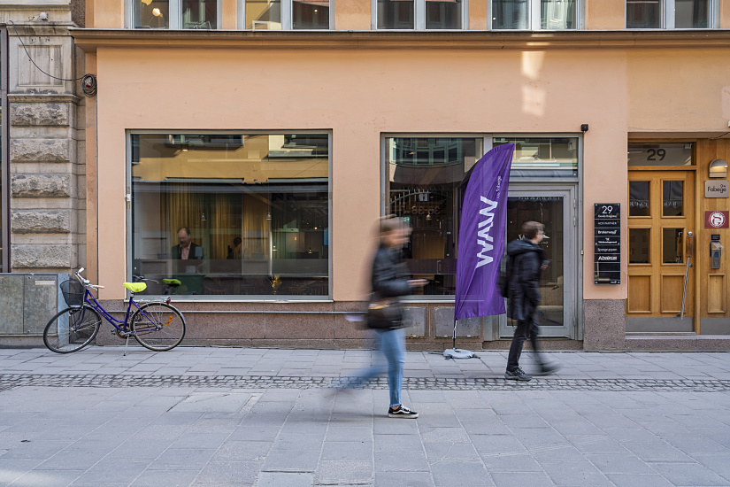 Fabege WAW office in Stockholm, featuring ERCO LED lighting for flexible work.