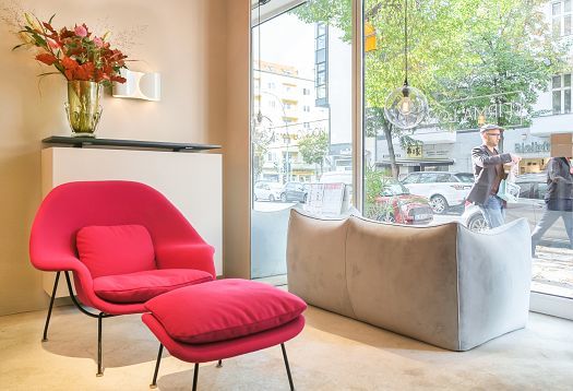 Firma London vintage store interior featuring ERCO LED lighting with Spherolit lens technology.