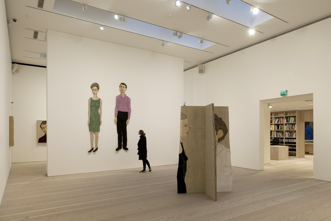 Forsblom Gallery featuring an art exhibition illuminated by ERCO LEDs.