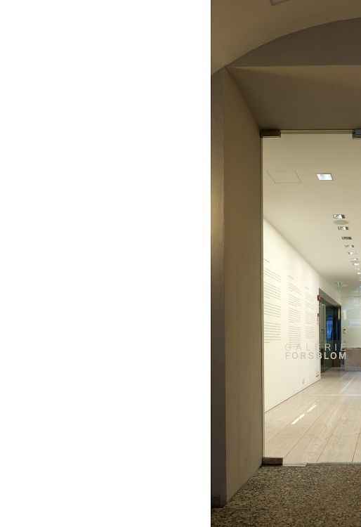Entrance to Forsblom Gallery, illuminated with ERCO LED lighting for exhibition spaces.
