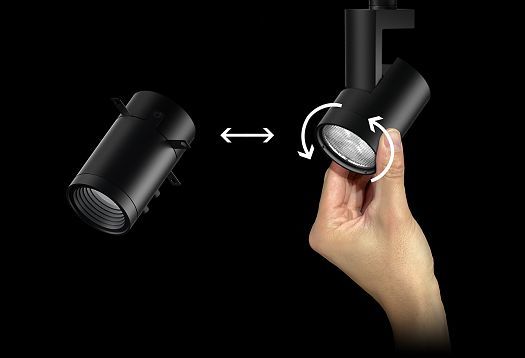 ERCO Eclipse contour spotlight showing flexible light distribution change for museums and galleries.