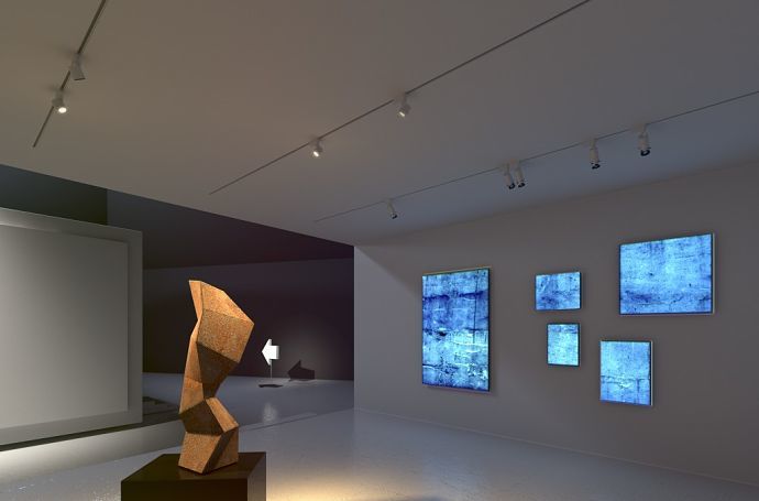Gallery with ERCO lighting: Sculpture and paintings are accentuated by spotlights, flexible lighting via track system.