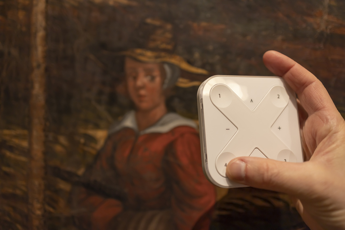 ERCO Casambi wireless remote controlling lighting at Glücksburg Castle.