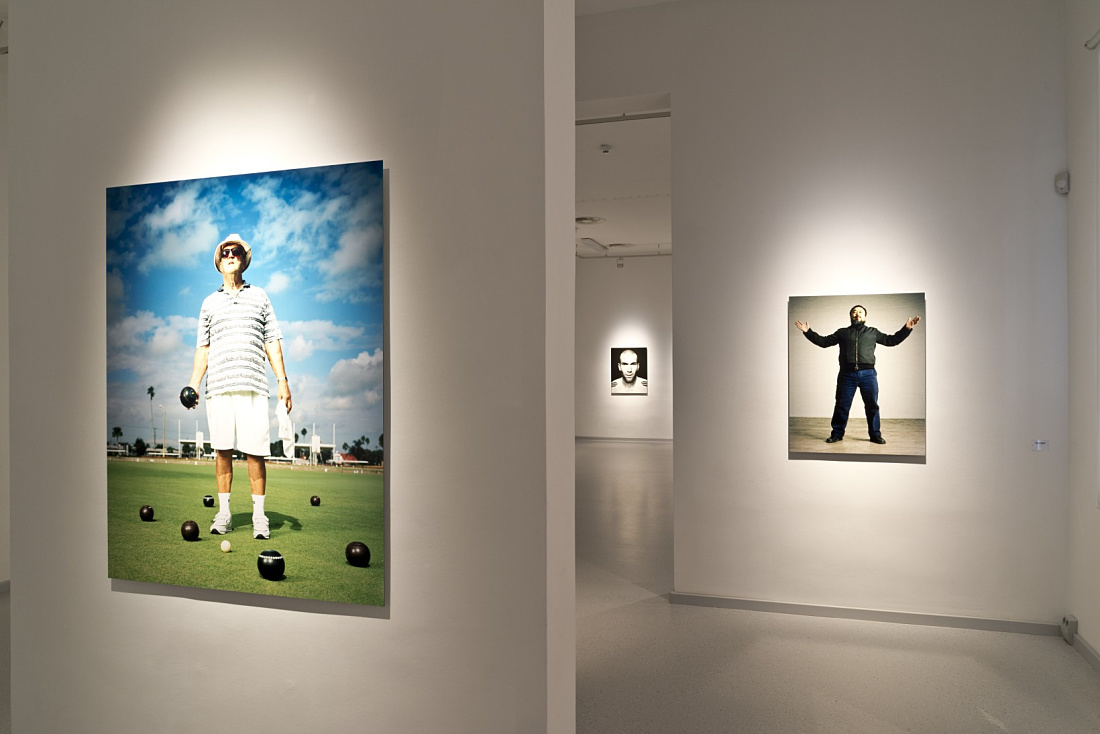 Art exhibition at Gugging Museum, illuminated by ERCO Logotec spotlights for maximum contrast.