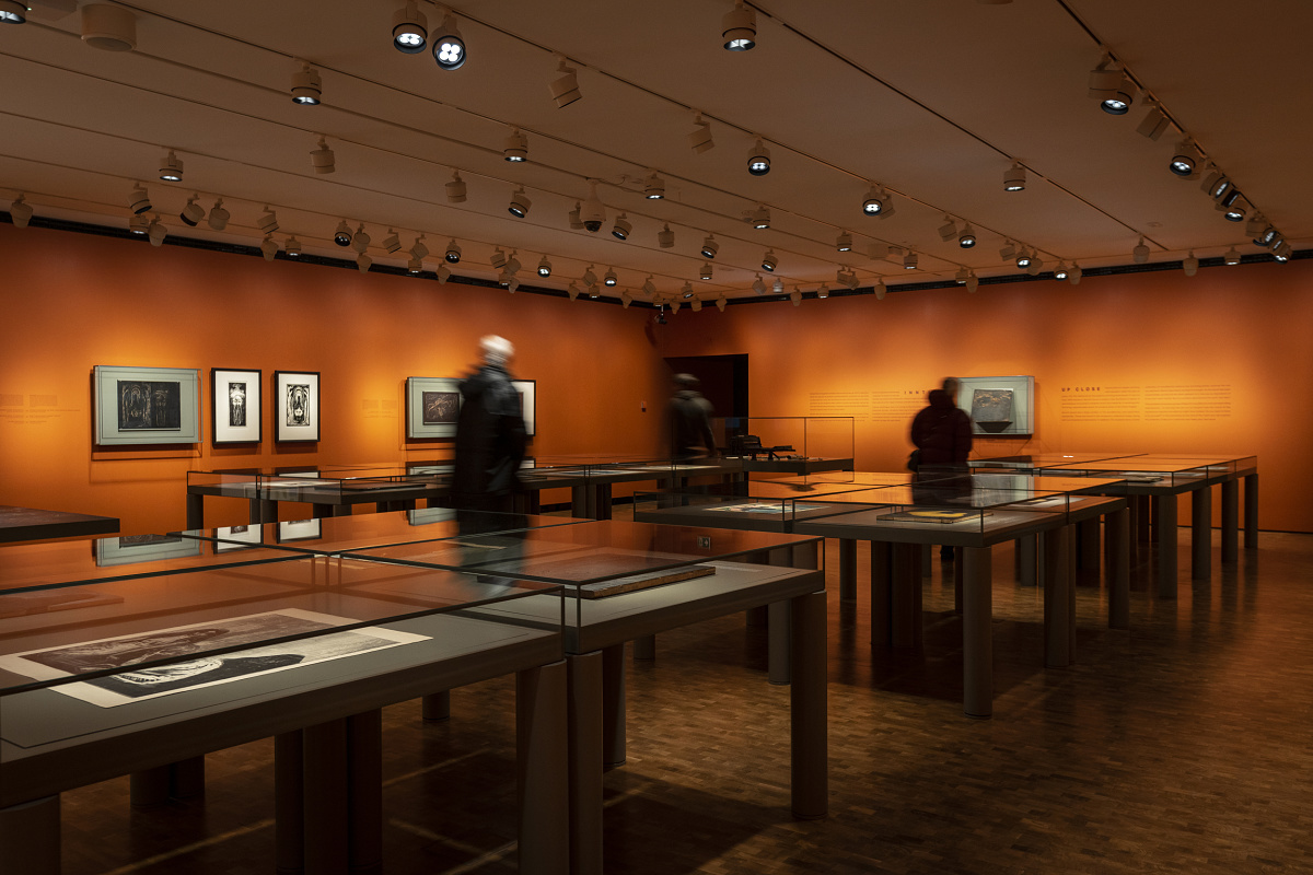 ERCO Parscan spotlights illuminate artworks in the Munch Museum Oslo, a flexible lighting solution for exhibits.