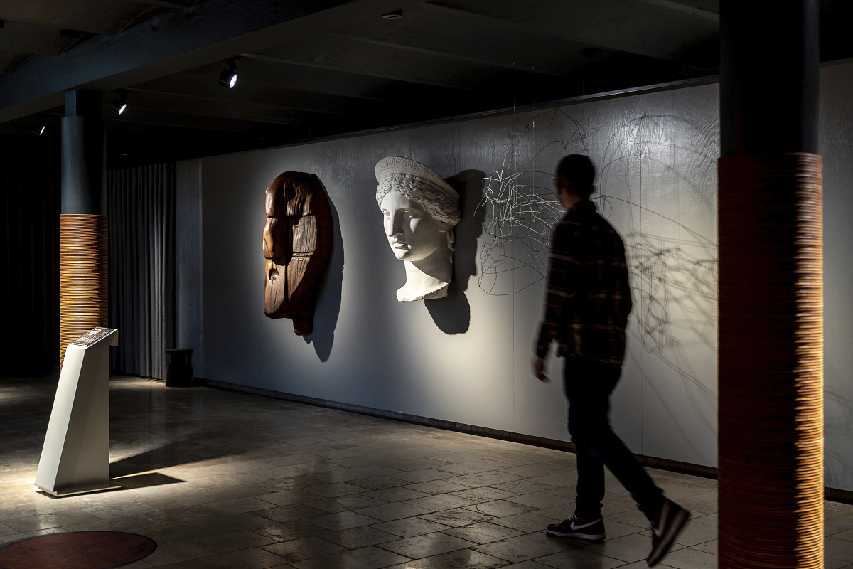 Holmegaard Værk Museum: Sculptures and ERCO LED lighting in Denmark.