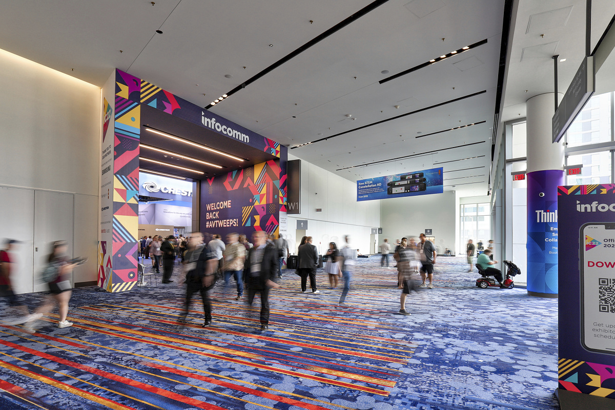Interior of Las Vegas Convention Centre featuring ERCO lighting for uniform lighting conditions.