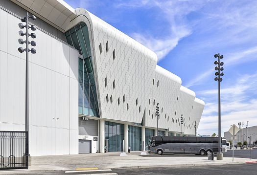 ERCO Kona projectors illuminate the Las Vegas Convention Center, creating uniform lighting conditions.