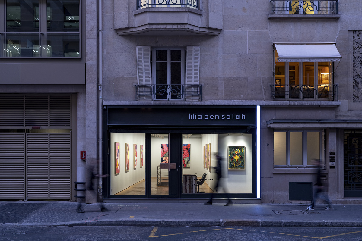 Lilia Ben Salah Galerie in Paris mit ERCO LED-Beleuchtung für Kunstausstellungen.