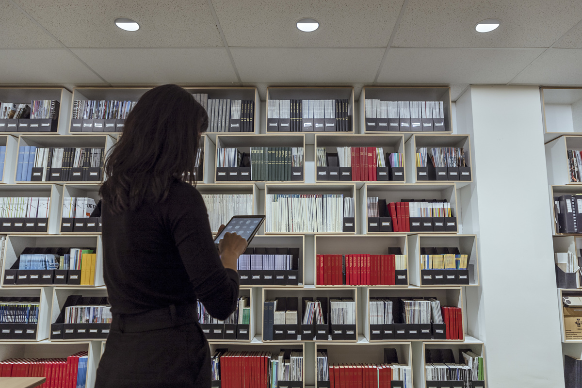 ERCO Iku Downlights at Lovell Chen architects, Melbourne, for human centric office lighting.