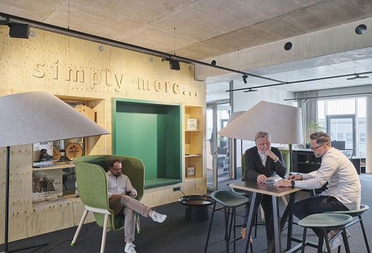 Lowa office with ERCO lighting: Flexible workspaces and Human Centric Lighting for visual comfort.