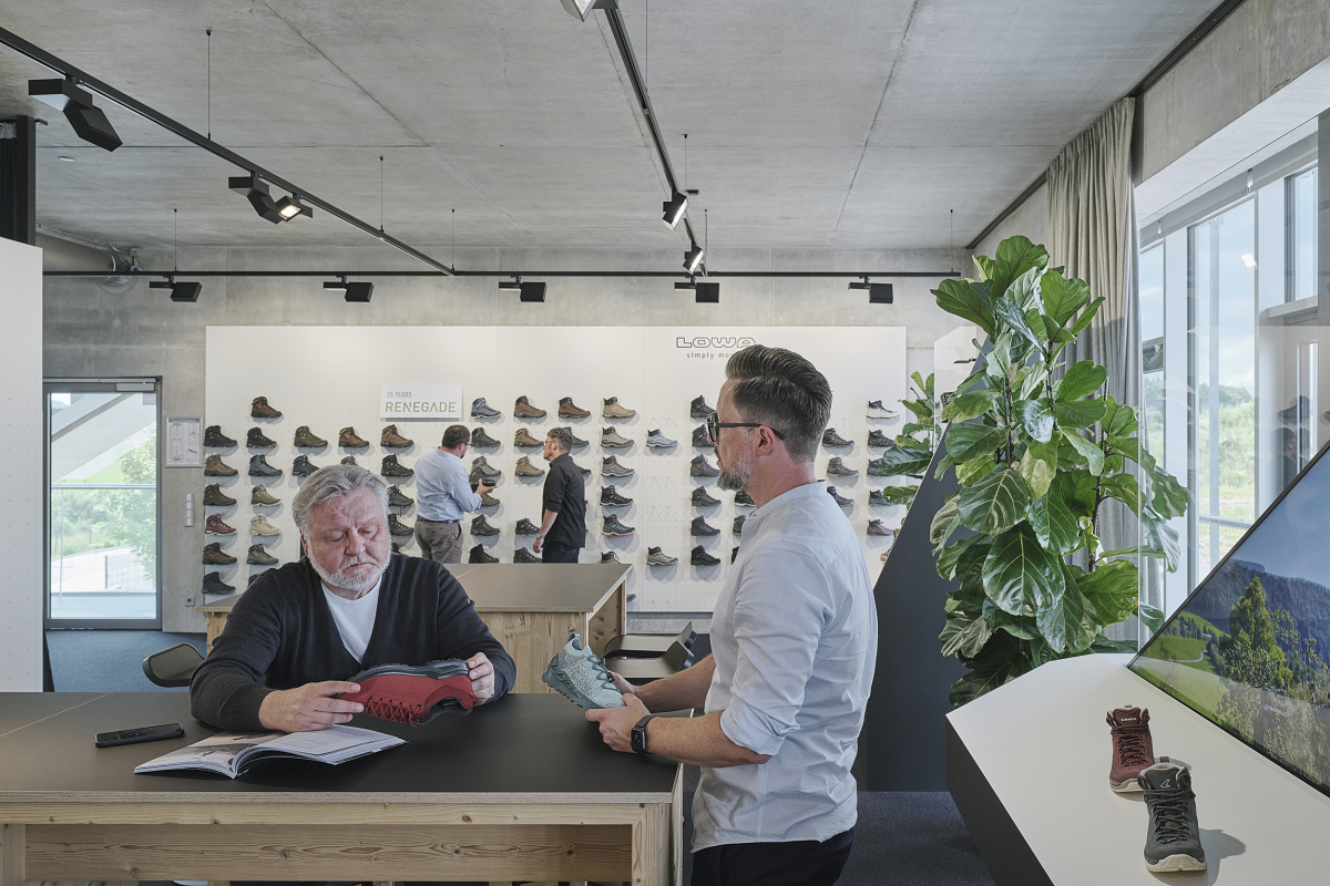 Lowa office and showroom featuring ERCO LED lighting for flexible, perception-oriented light.