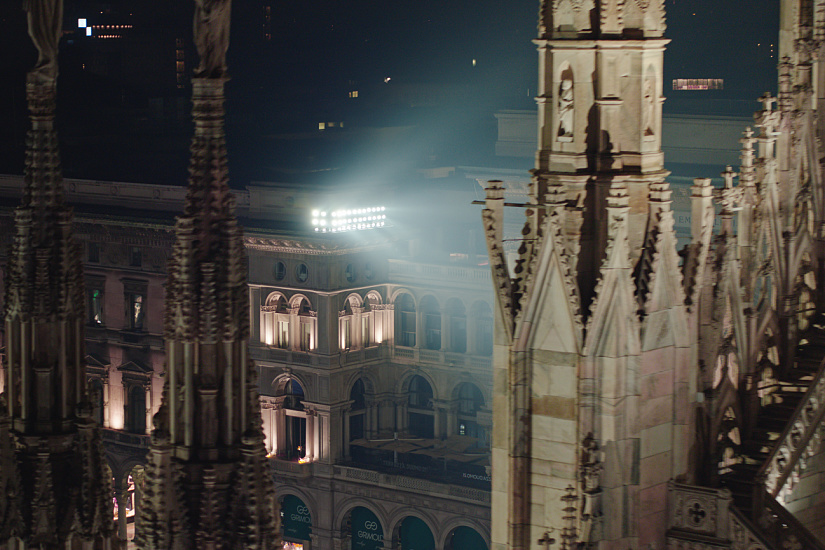 Milan Cathedral exterior at night, illuminated by ERCO LED projectors highlighting details.