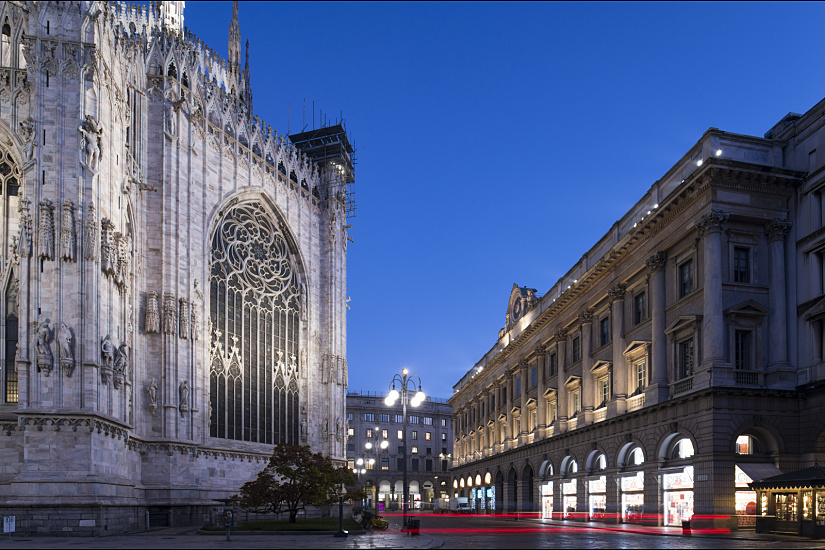 Milan Cathedral exterior illuminated by efficient ERCO LED projectors at dusk.