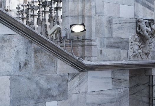 ERCO LED projectors illuminate Milan Cathedral, a city landmark.