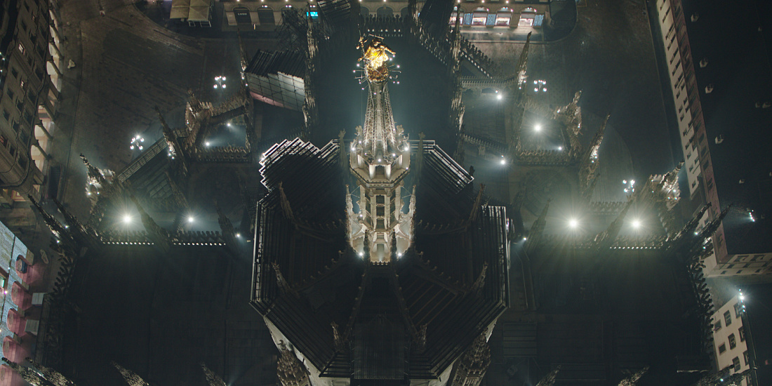 Milan Cathedral's exterior illuminated by ERCO LED projectors, enhancing its architectural details.