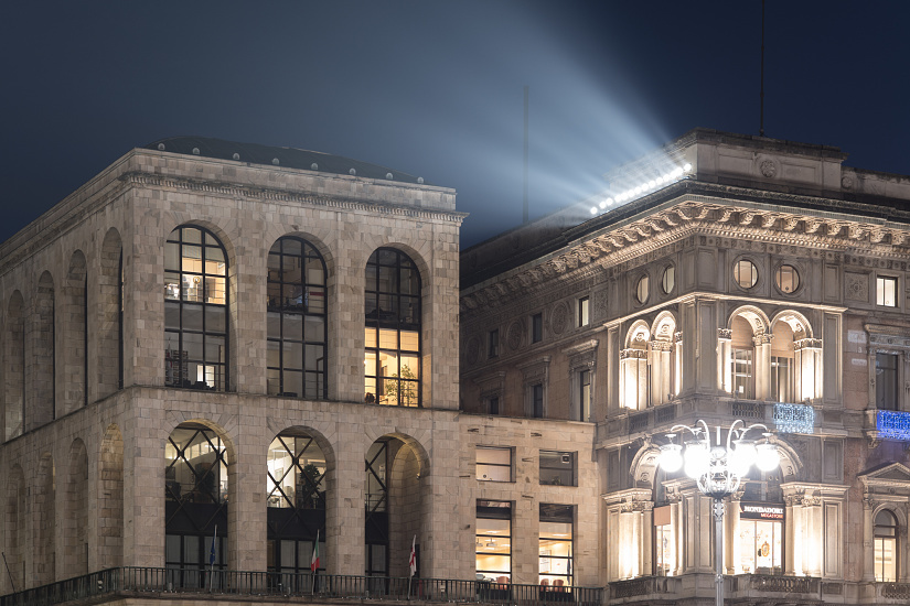 Milan Cathedral facade illuminated at night with ERCO LED lighting, designed by Pietro Palladino.