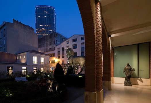Musée Bourdelle in Paris featuring sculptures illuminated by ERCO LED lighting.