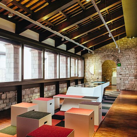 ERCO Optec and Pollux LED lighting at Museu de Cultures del Món, Barcelona.