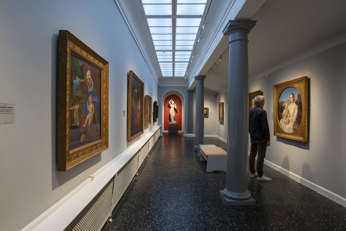 Nivaagaard Museum gallery lit by ERCO LED lighting for precise art display.