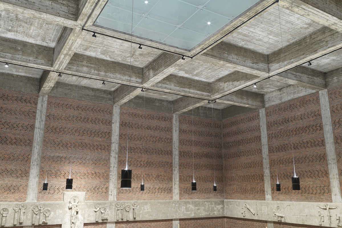 Atrium pendant luminaires and Parscan spotlights in St. Joseph Church, Karlsfeld.