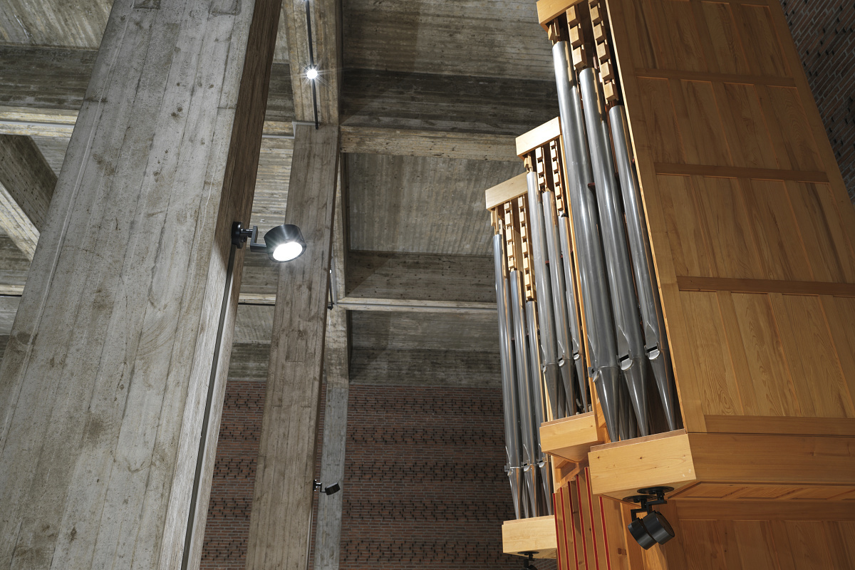 St. Joseph Church interior featuring an organ and ERCO Parscan spotlights.
