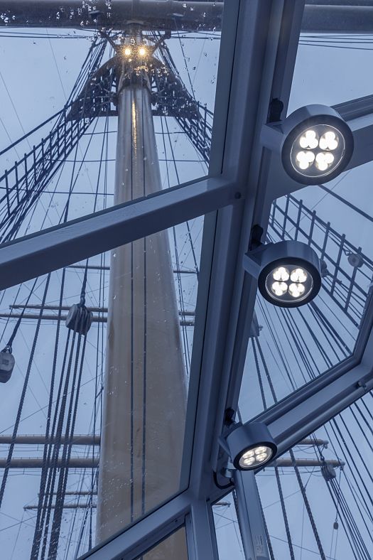 ERCO LED spotlights illuminate the mast of the Peking sailing ship at the German Port Museum.