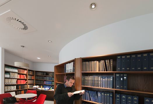 ERCO Quintessence downlights illuminate the Pinsent Masons law library in Belfast.