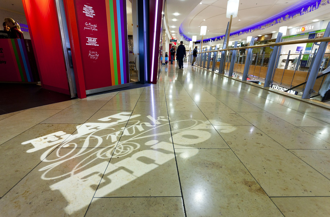 ERCO LED downlights illuminate a Pizza Hut entrance in a Solihull shopping center.