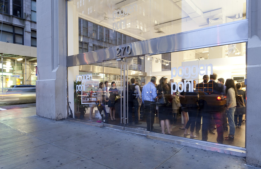 Poggenpohl showroom on Park Avenue, illuminated by ERCO Cantax LED spotlights.
