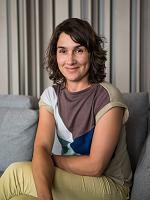 Portrait of Kristina Raderschad, interior designer and author for ERCO lighting projects.