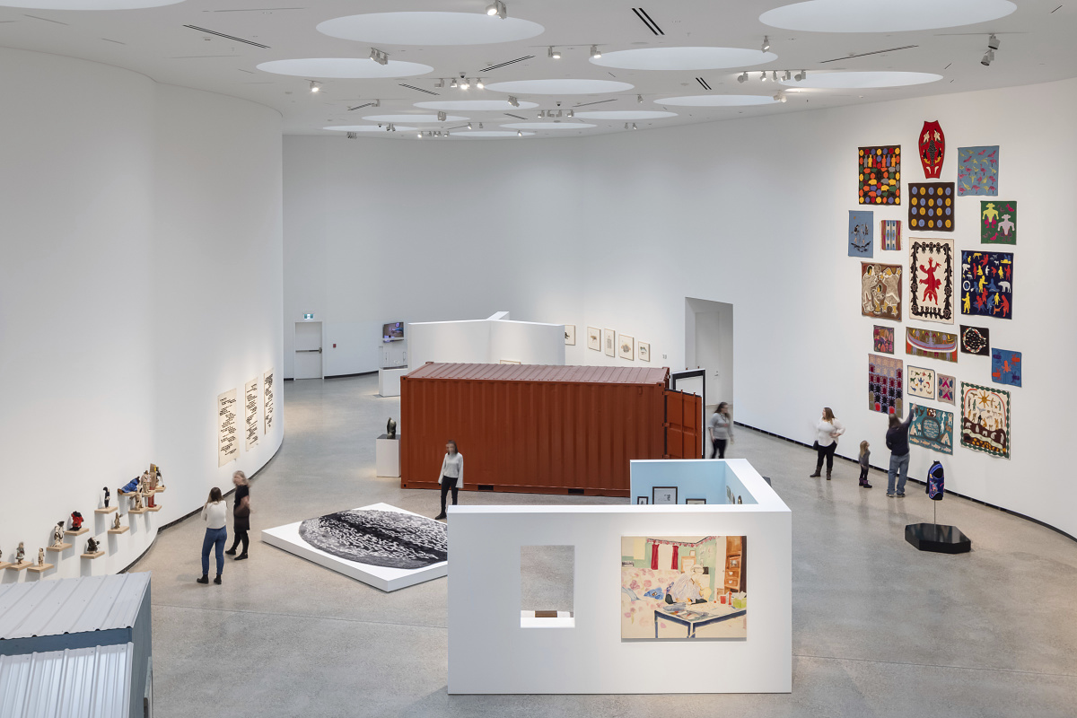 Qaumajuq Art Gallery illuminated by ERCO Optec spotlights, providing precise light distribution in high exhibition spaces.
