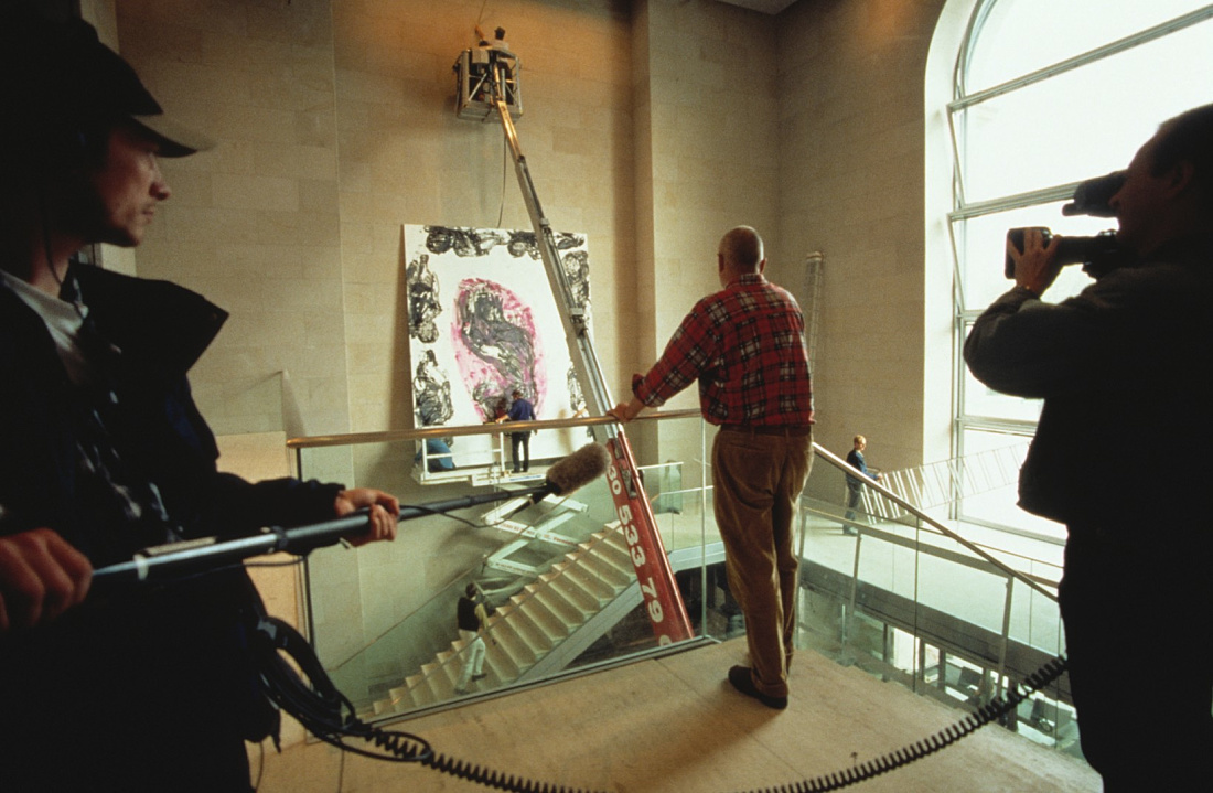 Art installation in the Reichstag Building during lighting work with ERCO lighting.