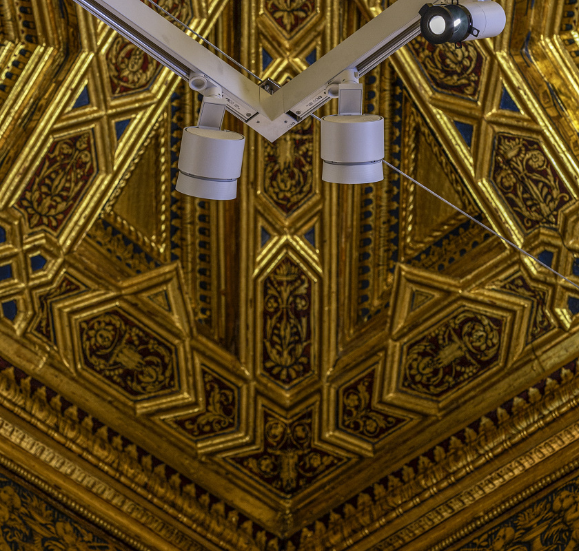 ERCO spotlights accent frescoes in the Sala Capitular, Toledo Cathedral.