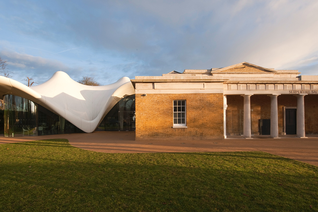 Serpentine Sackler Gallery, London: Zaha Hadids sculptural tent roof extension to the historic building.