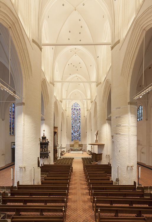 Interior of St. Catherines Church, Hamburg, illuminated by ERCO LEDs.