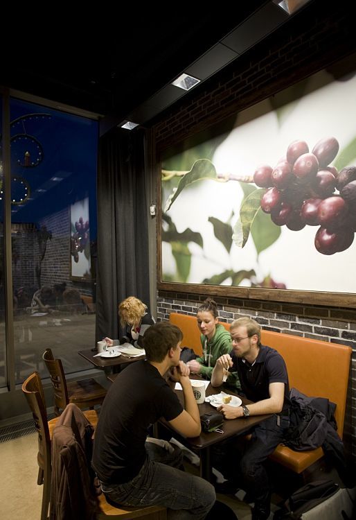Starbucks at Altmarkt with LED lighting creating a cozy ambiance.